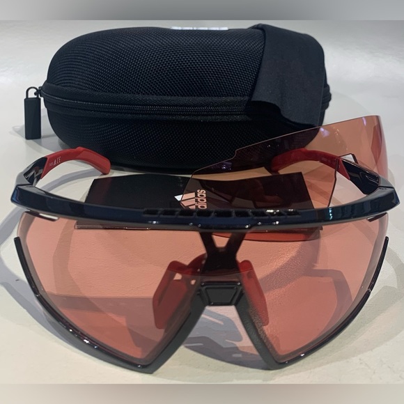 New Men’s Adidas Sunglasses - Picture 2 of 9